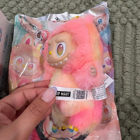 labubu - Picture 2 of 4